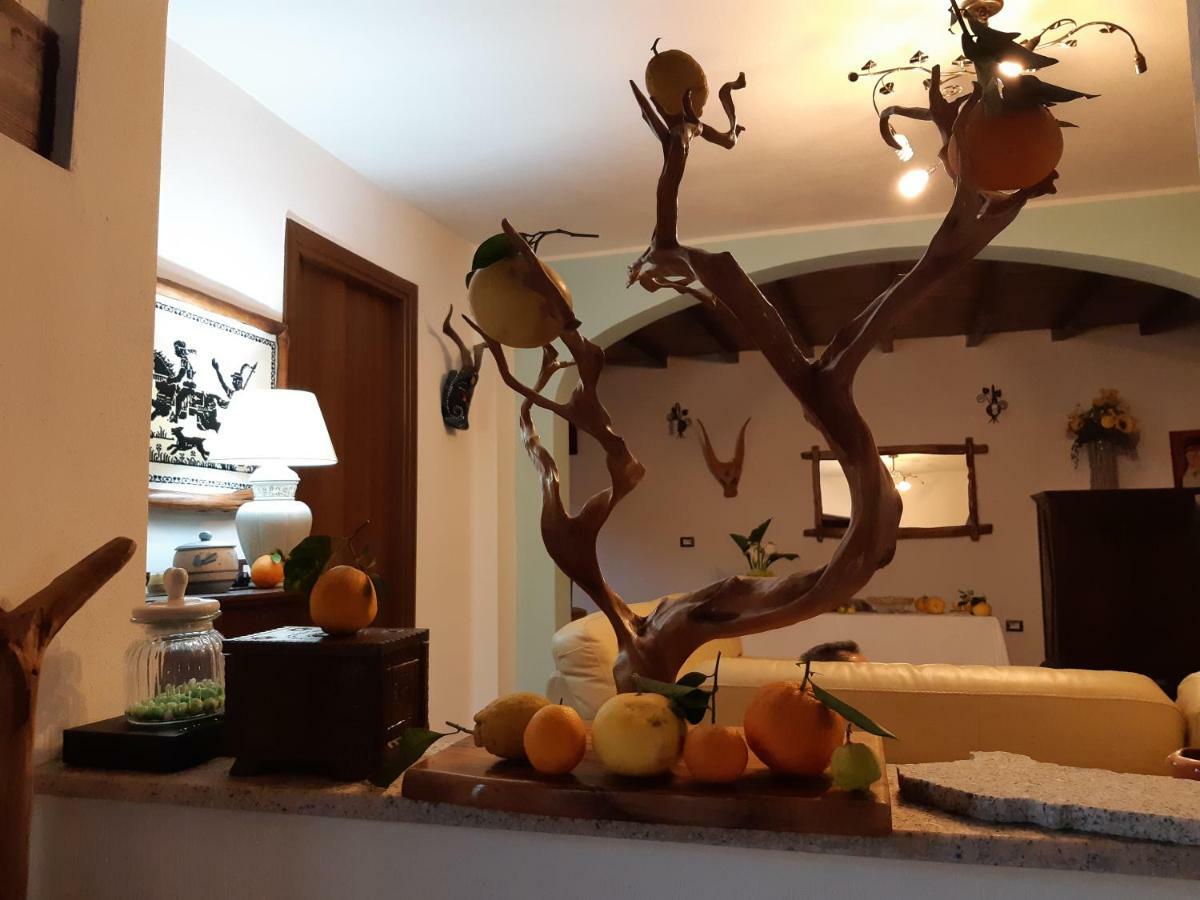 Da Sarah Hotel Muravera Buitenkant foto